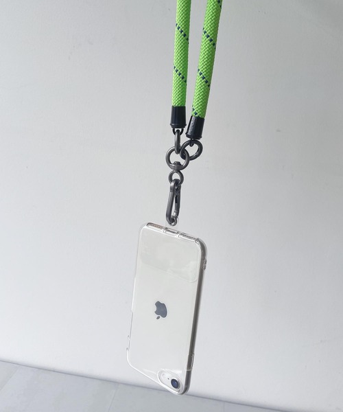 AS KNOW AS plus（アズノゥアズプラス）の「futo コードストラップ（スマホグッズ・レディース・ブラック/カーキ/ライトグリーン/ホワイト×ブラック/ブラック×ホワイト/ブルー/ブルー系その他/ホワイト×パープル/オレンジ系その他/ピンク系その他/グリーン系その他/コーラルピンク/パープル/ピンク・FREE）」の7枚目の写真