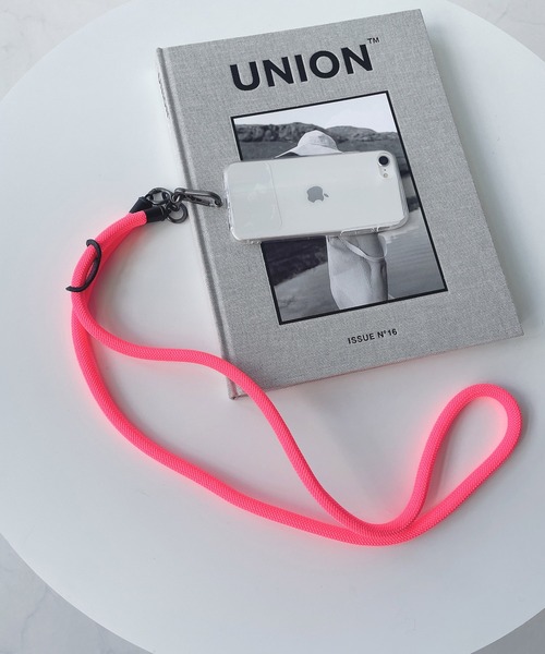 AS KNOW AS plus（アズノゥアズプラス）の「futo コードストラップ（スマホグッズ・レディース・ブラック/カーキ/ライトグリーン/ホワイト×ブラック/ブラック×ホワイト/ブルー/ブルー系その他/ホワイト×パープル/オレンジ系その他/ピンク系その他/グリーン系その他/コーラルピンク/パープル/ピンク・FREE）」の13枚目の写真