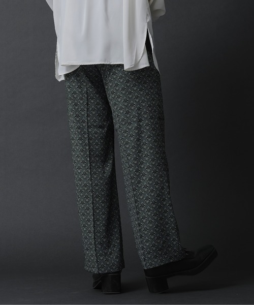 Ellno Loset（エルノロゼット）の「ダマスク柄ワイドストレートパンツ（その他パンツ・メンズ・グリーン/ダークパープル/グレー系その他・SMALL/MEDIUM/LARGE）」の6枚目の写真