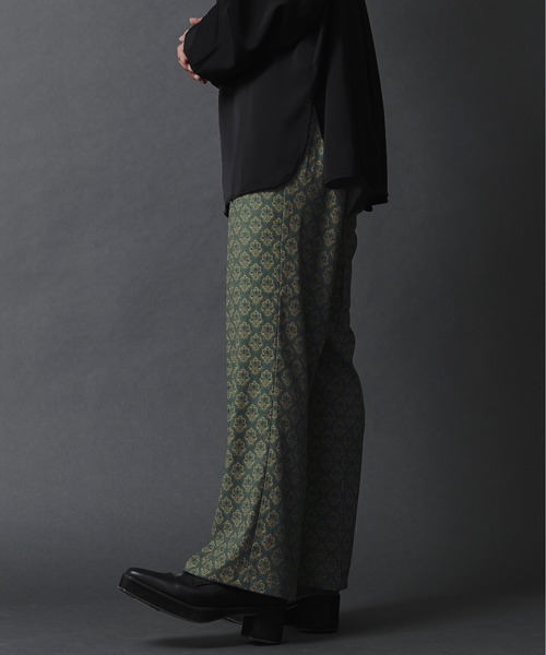 Ellno Loset（エルノロゼット）の「ダマスク柄ワイドストレートパンツ（その他パンツ・メンズ・グリーン/ダークパープル/グレー系その他・SMALL/MEDIUM/LARGE）」の15枚目の写真