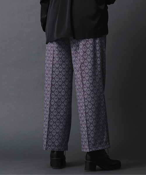 Ellno Loset（エルノロゼット）の「ダマスク柄ワイドストレートパンツ（その他パンツ・メンズ・グリーン/ダークパープル/グレー系その他・SMALL/MEDIUM/LARGE）」の22枚目の写真
