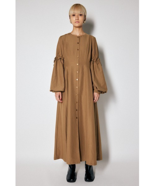 MOUSSY（マウジー）の「RIBBON SLEEVE ドレス（シャツワンピース・レディース・ベージュ/ブラック/ライトピンク・1/2）」の3枚目の写真