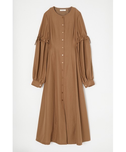 MOUSSY（マウジー）の「RIBBON SLEEVE ドレス（シャツワンピース・レディース・ベージュ/ブラック/ライトピンク・1/2）」の6枚目の写真