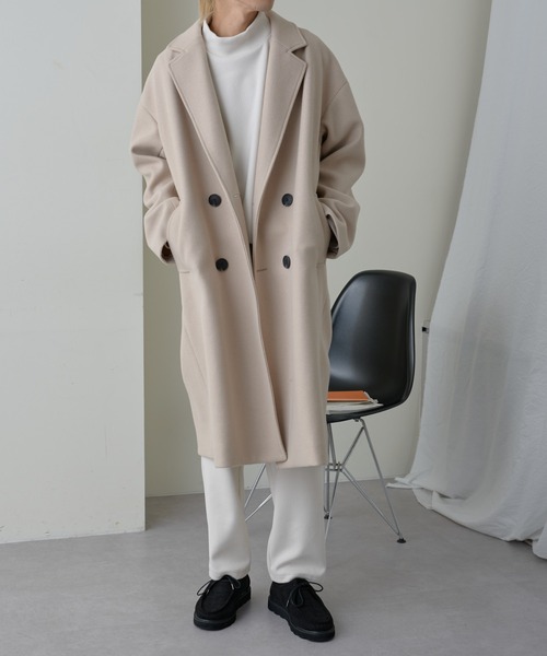COLONY 2139(コロニートゥーワンスリーナイン)の「テックウールダブルブレストコート(チェスターコート・メンズ・ブラック/アイボリー/グレイッシュベージュ・MEDIUM/LARGE)」の17枚目の写真
