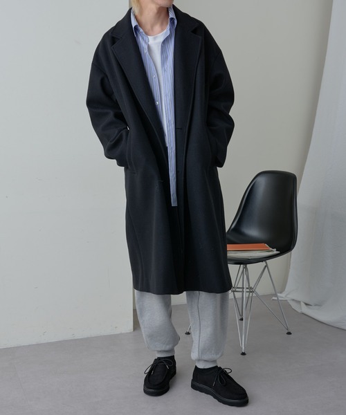 COLONY 2139(コロニートゥーワンスリーナイン)の「テックウールダブルブレストコート(チェスターコート・メンズ・ブラック/アイボリー/グレイッシュベージュ・MEDIUM/LARGE)」の14枚目の写真