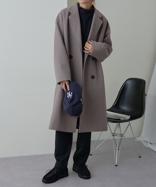 COLONY 2139(コロニートゥーワンスリーナイン)の「テックウールダブルブレストコート(チェスターコート・メンズ・ブラック/アイボリー/グレイッシュベージュ・MEDIUM/LARGE)」の15枚目の写真