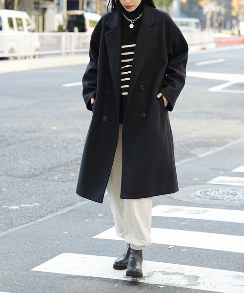 COLONY 2139(コロニートゥーワンスリーナイン)の「テックウールダブルブレストコート(チェスターコート・メンズ・ブラック/アイボリー/グレイッシュベージュ・MEDIUM/LARGE)」の10枚目の写真