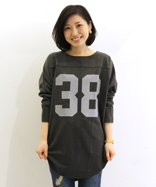 WHO'S WHO gallery（フーズフーギャラリー）の「【THE BIG】38ベースボールTEE（Tシャツ/カットソー・レディース・ブルー/レッド/ブラック・FREE）」の2枚目の写真