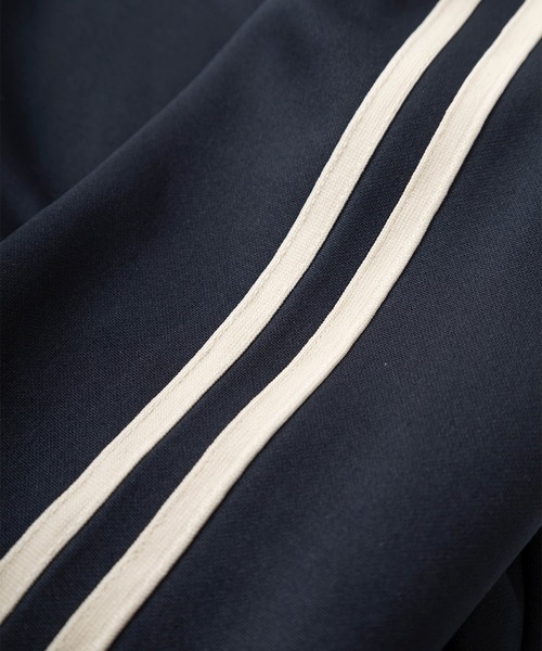 BEVERLY HILLS POLO CLUB（ビバリーヒルズポロクラブ）の「【BEVERLY HILLS POLO CLUB/ビバリーヒルズポロクラブ】ブランドロゴ ワンポイント刺繍 サイドライン トラックジャケット/ラインジャージ/ビッグシルエット（スウェット・レディース・ネイビー/グリーン/アイボリー・M/L/XL）」の5枚目の写真