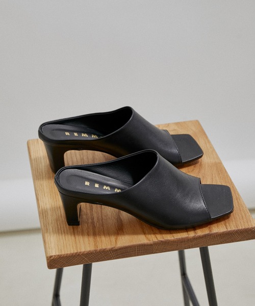 REMME（レメ）の「【REMME（レメ）】ミュールサンダル（サンダル・レディース・オフホワイト/ブラック・36/37/38）」の3枚目の写真