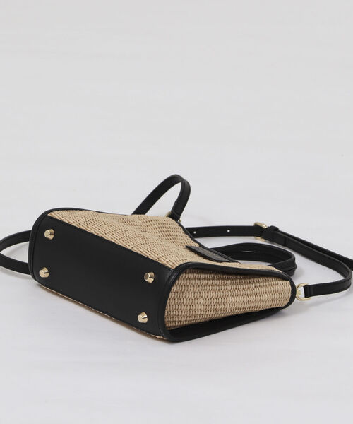 CHRISTIAN VILLA（クリスチャンヴィラ）の「【CHRISTIAN VILLA/クリスチャンヴィラ】ラフィア調スクエアトートバッグ（トートバッグ・レディース・ホワイト系その他4/ブラック系その他3・FREE）」の6枚目の写真