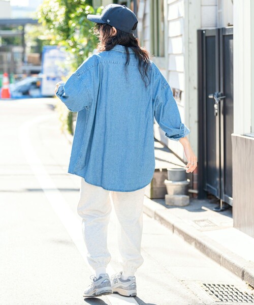 U.S. POLO ASSN.（ユーエスポロアッスン）の「U.S. POLO ASSN./ユーエスポロアッスン　別注レギュラーカラーデニムシャツ/ビッグシャツ/ユニセックス（シャツ/ブラウス・メンズ・サックスブルー/チャコールグレー/ブルー・SMALL/MEDIUM/LARGE）」の16枚目の写真