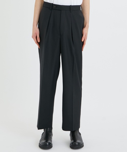 markaware（マーカウェア）の「CLASSIC FIT TROUSERS