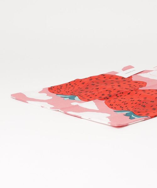 marimekko（マリメッコ）の「Mansikkavuoret / bag 33X34（トートバッグ・レディース・レッド・FREE）」の8枚目の写真