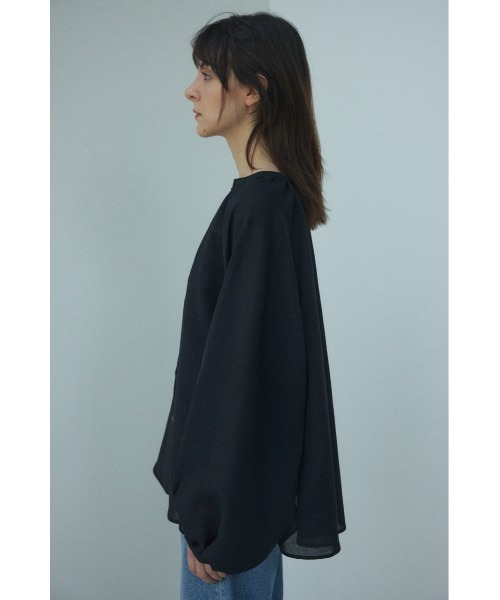 BLACK BY MOUSSY(ブラックバイマウジー)の「volume round hem shirt(ボリュームラウンドヘムシャツ)(シャツ/ブラウス・レディース・ホワイト/ブラック/ターコイズブルー・FREE)」の15枚目の写真