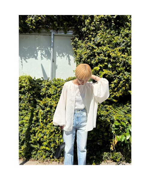 BLACK BY MOUSSY(ブラックバイマウジー)の「volume round hem shirt(ボリュームラウンドヘムシャツ)(シャツ/ブラウス・レディース・ホワイト/ブラック/ターコイズブルー・FREE)」の8枚目の写真