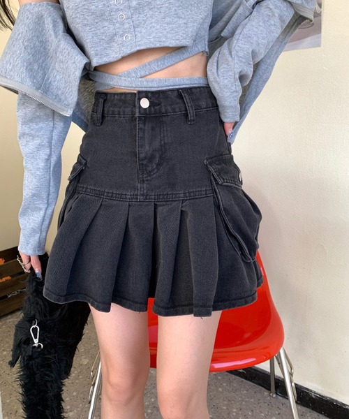 shopnikoniko(ショップニコニコ)の「ボックスプリーツ デニムミニスカート(スカート・レディース・ブラック・フリー)」の1枚目の写真