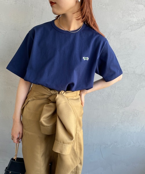 TOWNCRAFT（タウンクラフト）の「[TOWN CRAFT/タウンクラフト・THE FOX/ザフォックス] 別注 ワンポイントロゴ ショートスリーブTシャツ（Tシャツ/カットソー・レディース・グリーン/グレイッシュベージュ/ホワイト/ネイビー/ブラック・L/S/XL/M）」の5枚目の写真