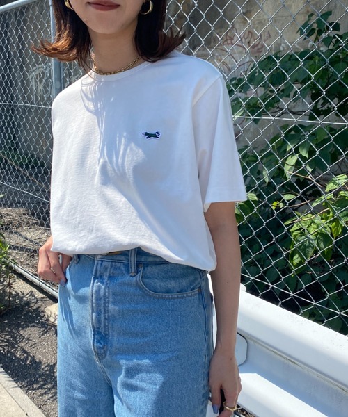 TOWNCRAFT（タウンクラフト）の「[TOWN CRAFT/タウンクラフト・THE FOX/ザフォックス] 別注 ワンポイントロゴ ショートスリーブTシャツ（Tシャツ/カットソー・レディース・グリーン/グレイッシュベージュ/ホワイト/ネイビー/ブラック・L/S/XL/M）」の2枚目の写真