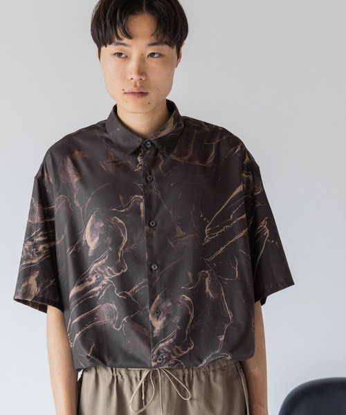 LOWRYS FARM（ローリーズファーム）の「スパンローンガラシャツＳＳ　964032（シャツ/ブラウス・メンズ・ブラック/ブルー・MEDIUM/LARGE）」の18枚目の写真