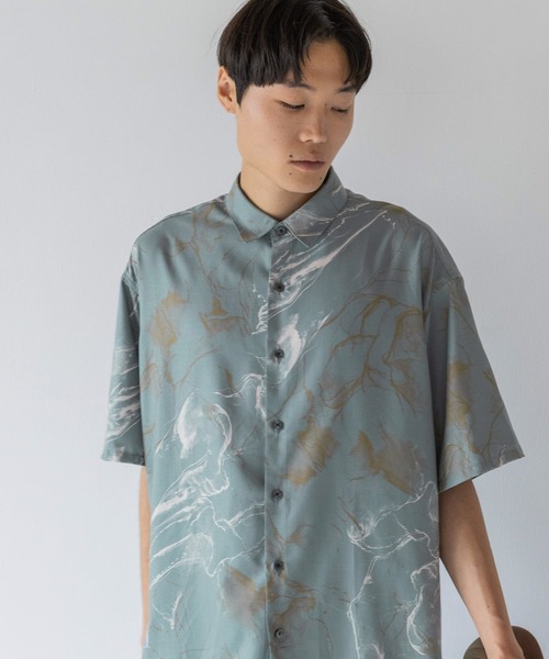 LOWRYS FARM（ローリーズファーム）の「スパンローンガラシャツＳＳ　964032（シャツ/ブラウス・メンズ・ブラック/ブルー・MEDIUM/LARGE）」の13枚目の写真