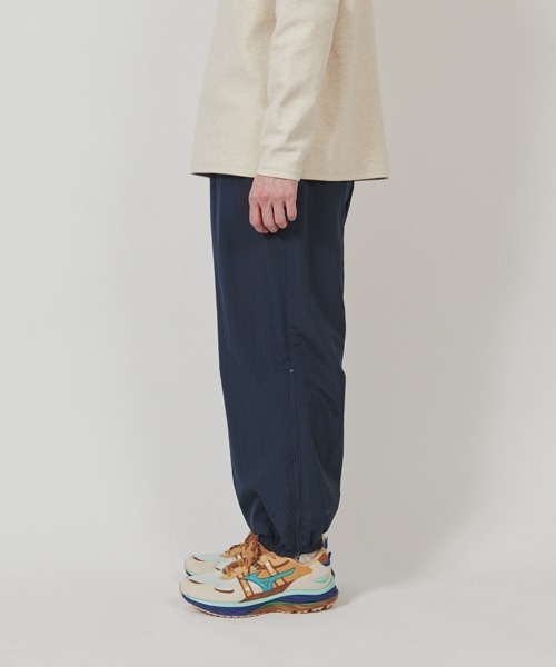 DIGAWEL（ディガウェル）の「Side zip Nylon Pants（その他パンツ