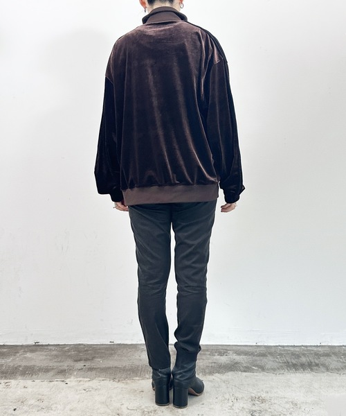 COMMON WARE（コモンウェアー）の「COMMONWARE:ベロア 2ライントラックジャケット（ジャージ・レディース・ダークブルー/ブラック/ブラウン・M/L/XL）」の12枚目の写真