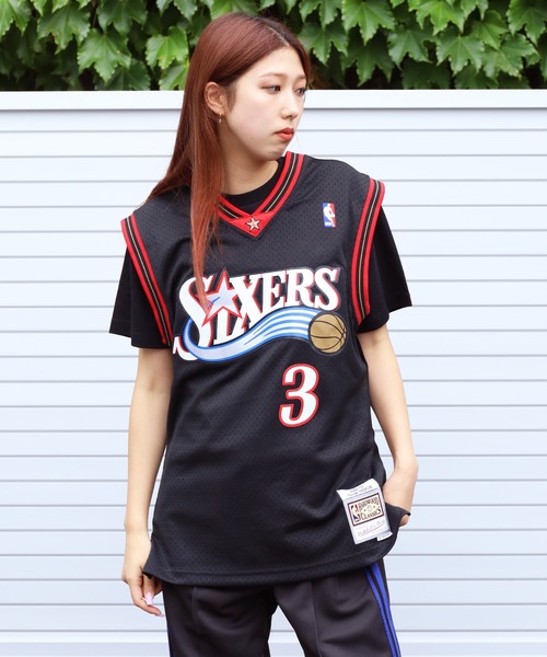 Mitchell&Ness（ミッチェル&ネス）の「Mitchell&Ness/ミッチェル&ネス NBA Swingman 76ers Allen Iverson Road Jersey チームジャージ タンクトップ（タンクトップ・メンズ・ブラック・M/L）」の15枚目の写真