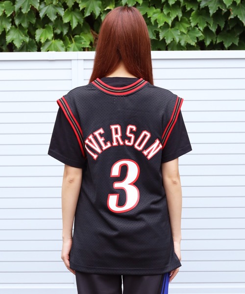 Mitchell&Ness（ミッチェル&ネス）の「Mitchell&Ness/ミッチェル&ネス NBA Swingman 76ers Allen Iverson Road Jersey チームジャージ タンクトップ（タンクトップ・メンズ・ブラック・M/L）」の4枚目の写真