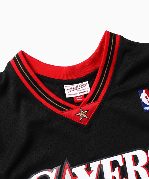 Mitchell&Ness（ミッチェル&ネス）の「Mitchell&Ness/ミッチェル&ネス NBA Swingman 76ers Allen Iverson Road Jersey チームジャージ タンクトップ（タンクトップ・メンズ・ブラック・M/L）」の2枚目の写真