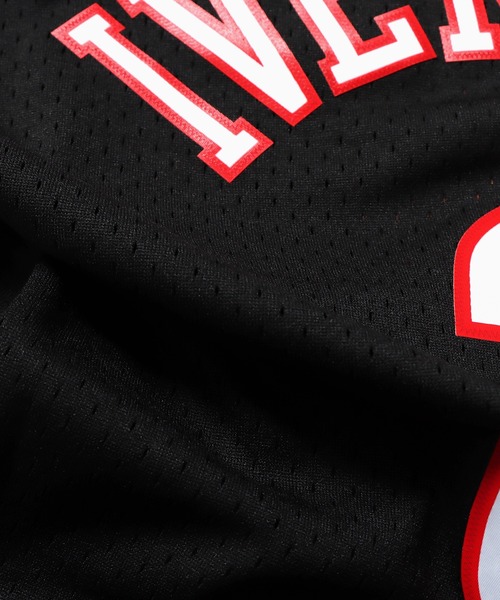 Mitchell&Ness（ミッチェル&ネス）の「Mitchell&Ness/ミッチェル&ネス NBA Swingman 76ers Allen Iverson Road Jersey チームジャージ タンクトップ（タンクトップ・メンズ・ブラック・M/L）」の3枚目の写真