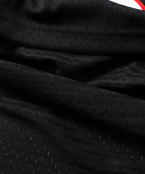 Mitchell&Ness（ミッチェル&ネス）の「Mitchell&Ness/ミッチェル&ネス NBA Swingman 76ers Allen Iverson Road Jersey チームジャージ タンクトップ（タンクトップ・メンズ・ブラック・M/L）」の11枚目の写真