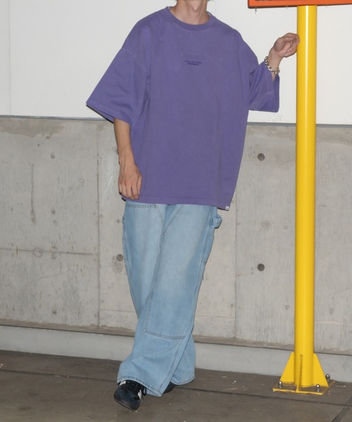 Perushu（ペルーシュ）の「立体エンボスデザインピグメントTシャツ（Tシャツ/カットソー・メンズ・パープル/ブラック・MEDIUM/LARGE）」の5枚目の写真
