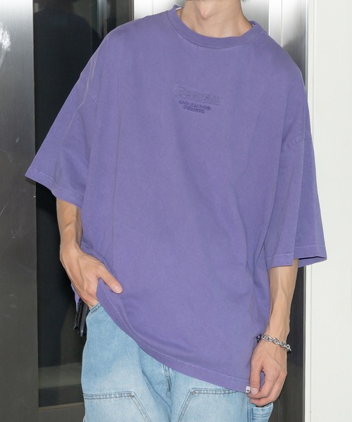 Perushu（ペルーシュ）の「立体エンボスデザインピグメントTシャツ（Tシャツ/カットソー・メンズ・パープル/ブラック・MEDIUM/LARGE）」の4枚目の写真
