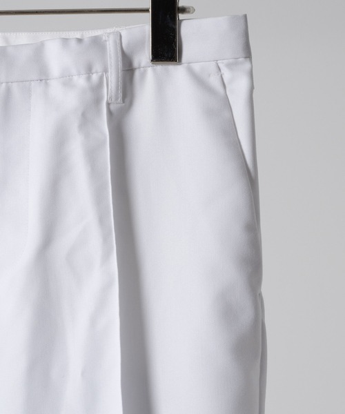 AROUND FLAVA（アラウンドフラバ）の「pleats slacks / プリーツスラックス（スラックス・メンズ・ホワイト/ブラック/チャコールグレー・MEDIUM/SMALL/LARGE）」の13枚目の写真