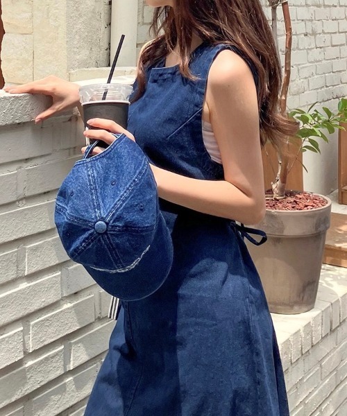 LADY LIKE（レディライク）の「バックリボン肌見せデニムワンピース