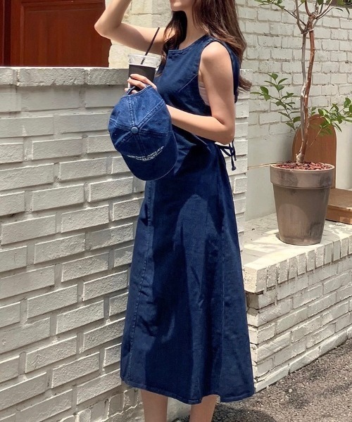LADY LIKE（レディライク）の「バックリボン肌見せデニムワンピース