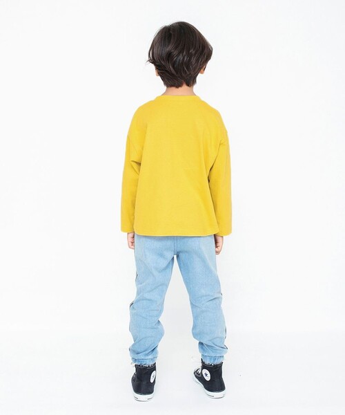 BRANSHES(ブランシェス)の「ワンポイント刺繍長袖Tシャツ_ロンT(Tシャツ/カットソー・キッズ・ブラック/レッド/グリーン/ライトグリーン/ロイヤルブルー/オレンジ/マスタード/アイボリー・120/100/110/140/150/90/130)」の20枚目の写真