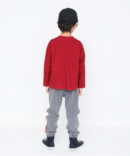BRANSHES(ブランシェス)の「ワンポイント刺繍長袖Tシャツ_ロンT(Tシャツ/カットソー・キッズ・ブラック/レッド/グリーン/ライトグリーン/ロイヤルブルー/オレンジ/マスタード/アイボリー・120/100/110/140/150/90/130)」の22枚目の写真