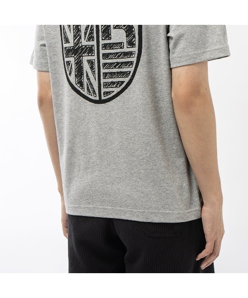 Reebok（リーボック）の「クレスト ショートスリーブ Tシャツ / GS CL CREST SHORT SLEEVE TEE（Tシャツ/カットソー・メンズ・ヘザーグレー/マルーン/オフホワイト・MEDIUM/LARGE/SMALL/XX-LARGE/X-LARGE/X-SMALL）」の8枚目の写真