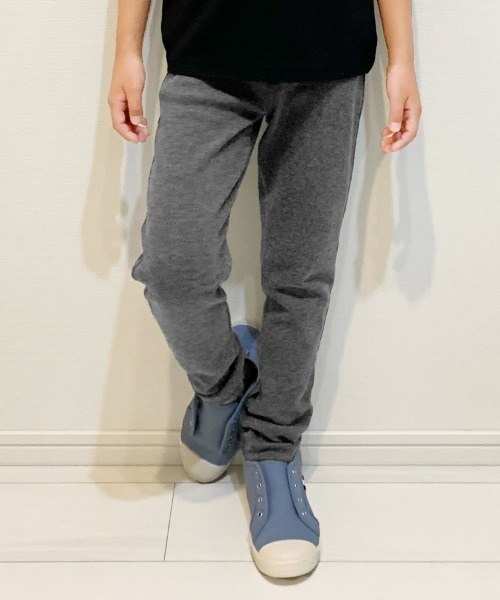 S&H(エスアンドエイチ)の「【S&H】カットロングパンツ(その他パンツ・キッズ・チャコールグレー/ブラック/グレイッシュブルー/ライトグレー/ネイビー/ベージュ/ダークグリーン/トップグレー/ライトブルー/ライトカーキ・110cm/120cm/130cm/100cm)」の4枚目の写真