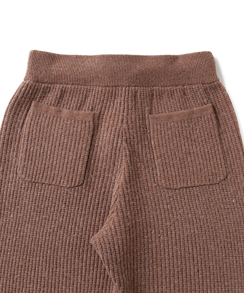 Ray BEAMS（レイビームス）の「RBS / ワッフル編み ニットパンツ（その他パンツ・レディース・オフホワイト/ライトブラウン・0/1）」の6枚目の写真