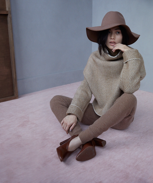 Ray BEAMS（レイビームス）の「RBS / ワッフル編み ニットパンツ（その他パンツ・レディース・オフホワイト/ライトブラウン・0/1）」の11枚目の写真