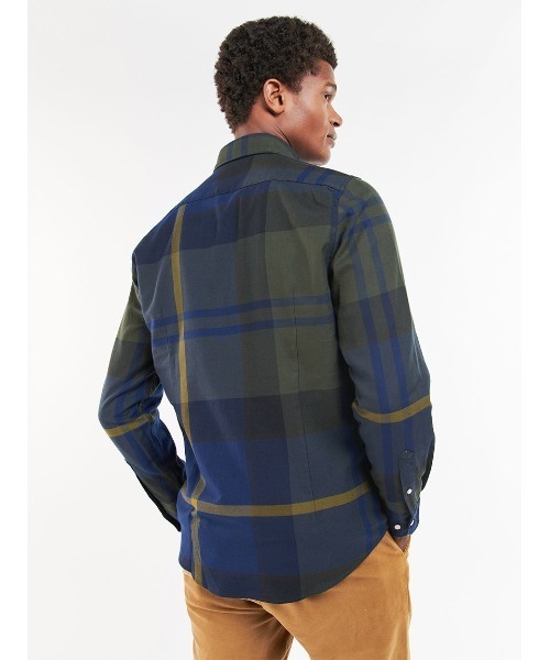 Barbour（バブアー）の「Dunoon タータンチェック ボタンダウン シャツ（テーラードフィット）（シャツ/ブラウス・メンズ・ダークグレー/カーキ/ダークグリーン/グリーン/ライトグレー・S/M/L/XL/XXL/SMALL）」の12枚目の写真