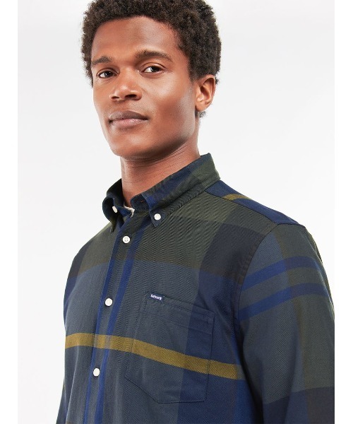 Barbour（バブアー）の「Dunoon タータンチェック ボタンダウン シャツ（テーラードフィット）（シャツ/ブラウス・メンズ・ダークグレー/カーキ/ダークグリーン/グリーン/ライトグレー・S/M/L/XL/XXL/SMALL）」の14枚目の写真