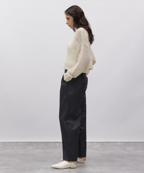 LAKOLE(ラコレ)の「モヘヤタッチクロップドニット / 977452(ニット/セーター・レディース・オフホワイト/グレー/ネイビー・SMALL/MEDIUM)」の5枚目の写真