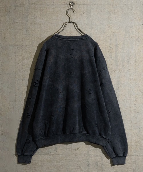 JOHN'S CLOSET(ジョンズクローゼット)の「【i】ピグメント ダメージ加工 ロゴプリント クルーネックスウェット(スウェット・メンズ・ベージュ/ブラック/レッド・MEDIUM/LARGE/X-LARGE)」の22枚目の写真