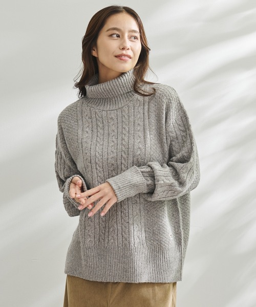 Arnold Palmer（アーノルドパーマー）の「タートル ネック ケーブルニット プルオーバー（ニット/セーター・レディース・チャコールグレー/ピンク/ライトベージュ・M/L/S）」の4枚目の写真