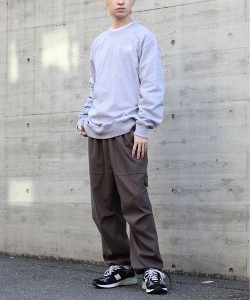 THE NORTH FACE(ザノースフェイス)の「【THE NORTH FACE】エッセンシャルクルーネックスウェット M ESSENTIAL CREW(スウェット・メンズ・ブラック/グレー/カーキ・S/M/L/XL)」の11枚目の写真