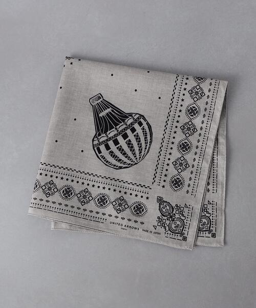 UNITED ARROWS（ユナイテッドアローズ）の「バルーン バンダナ（バンダナ/スカーフ・メンズ・パープル/グレー/オレンジ/ネイビー/モカ・FREE）」の2枚目の写真